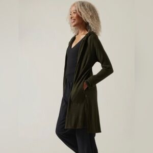 Athleta Dark Green Harmony Hooded Wrap Size Small